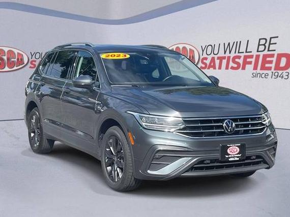 VOLKSWAGEN TIGUAN 4MOTION 2023 3VVMB7AX7PM025373 image VOLKSWAGEN TIGUAN 4MOTION 2023 3VVMB7AX7PM025373 image
